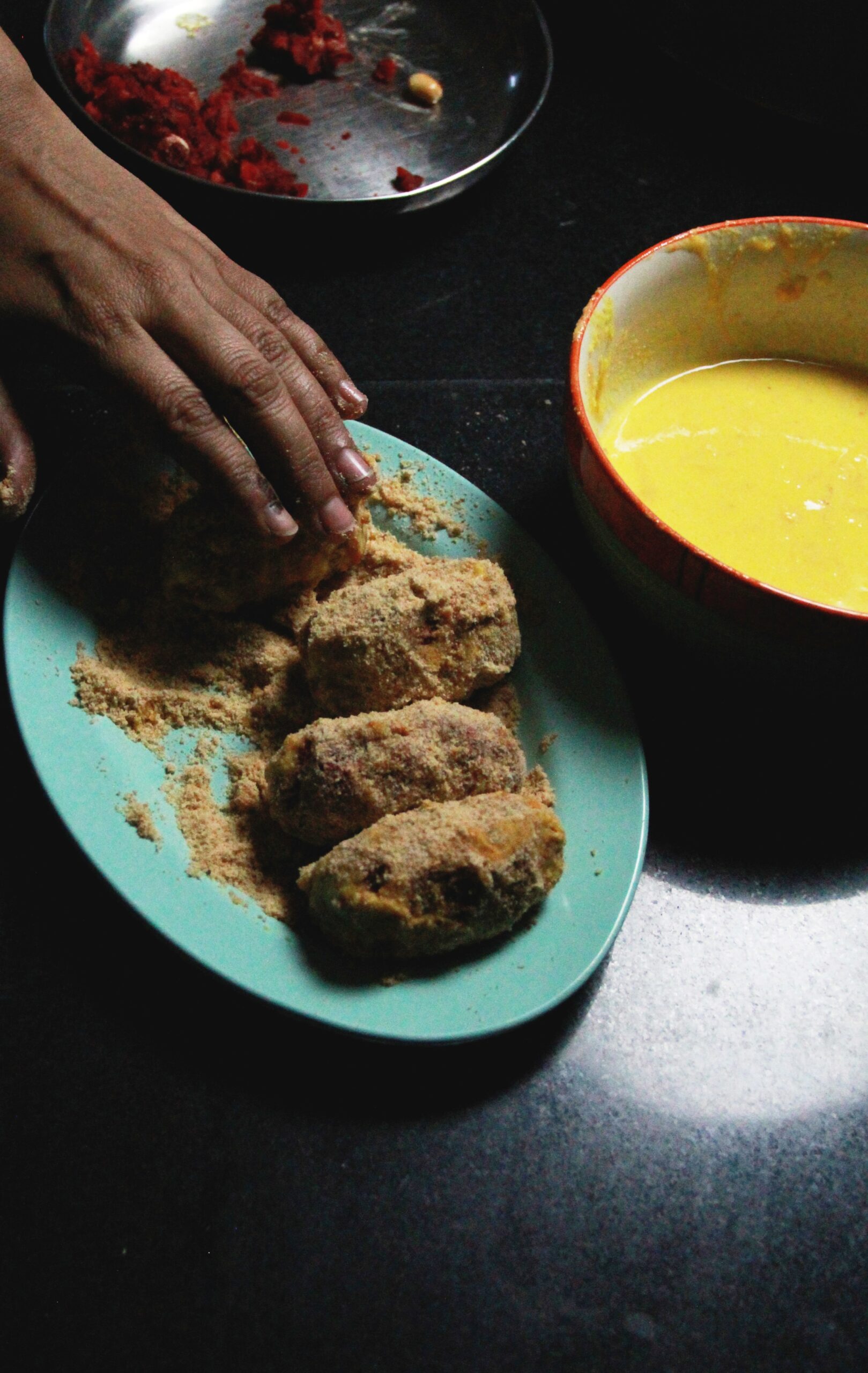 Vegetable Chops, A bengali delicacy, From the Corner Table, #fromthecornertable, from the corner table, fromthecornertable, food blog, travel tuck-in talk, recipe, bengali food, snack, indian cooking, regional cuisine, savoury, snack, indian street food, vegan, vegetarian, photo: Vaibhav Tanna
