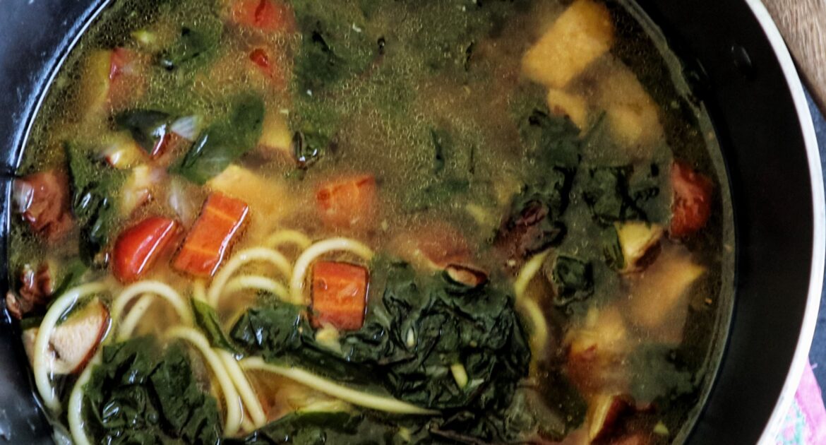 7e26f-chicken-lettuce-soup