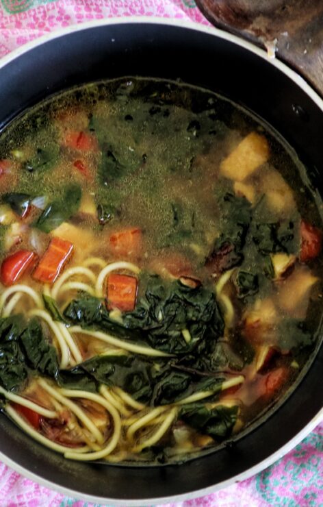 7e26f-chicken-lettuce-soup