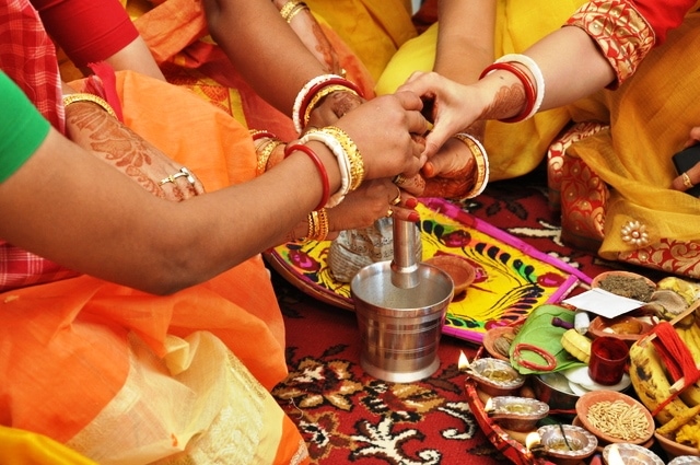 fromthecornertable, from the corner table, bengali wedding, indian wedding
Copyright: Gautam Chakravarty-Megha Hariramani