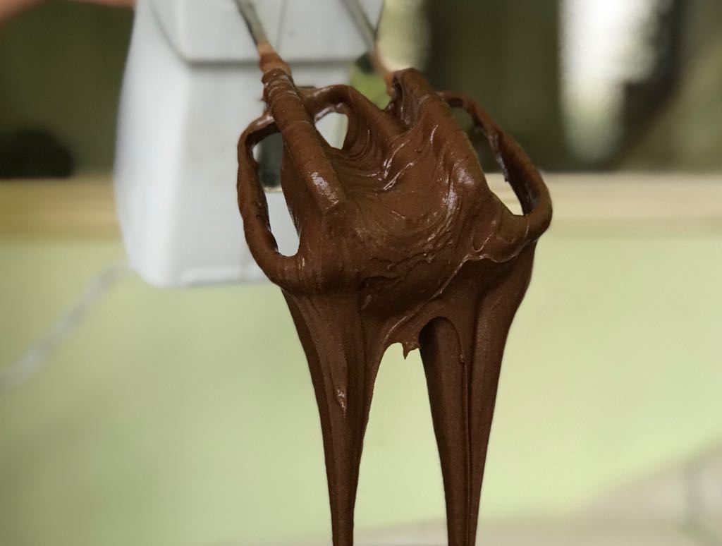 IMG-20170925-WA0014_Gautam from the corner table, fromthecornertable, food blog, travel tuck-in talk, festival time, cake stall, how to set up food stall, food stall, cake stall, wishlist, Photo: Gautam Chakravarty